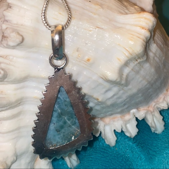 Caribbean Larimar Handcrafted vintage Pendant - Picture 8 of 11